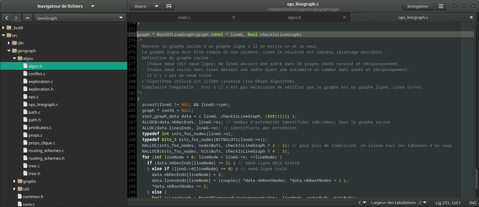 Capture d’écran de gedit avec trois onglets ouverts